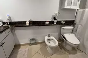 5600 Collins Ave, Miami Beach, FL 33140 - Photo 9