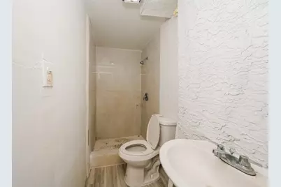 1351 SW 10th Avenue, Deerfield Beach, FL 33441 - Photo 13