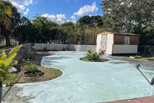 1865 SW 87th Terrace, Davie, FL 33324 - Photo 7