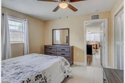 1105 W 34th Street, West Palm Beach, FL 33404 - Photo 11