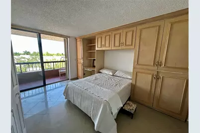 7040 Coral Way #501, Miami, FL 33155 - Photo 7