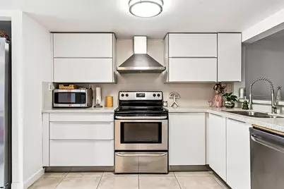 787 NW 91st Terrace, Plantation, FL 33324 - Photo 3