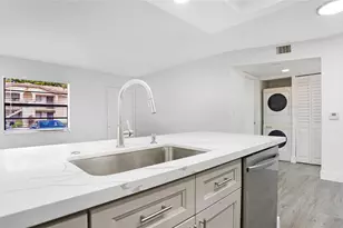 9466 Boca Cove Cir, Boca Raton, FL 33428 - Photo 7