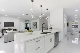 1170 Chenille Cir, Weston, FL 33327 - Photo 7