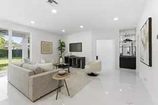 1170 Chenille Cir, Weston, FL 33327 - Photo 15