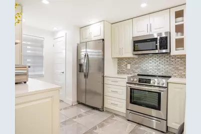 3510 Oaks Way #306, Pompano Beach, FL 33069 - Photo 11