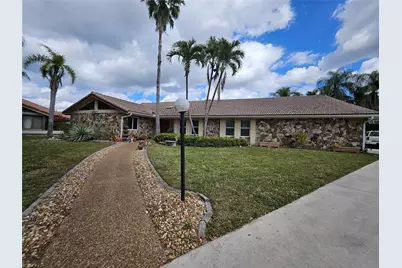 197 NW 113th Way, Coral Springs, FL 33071 - Photo 7