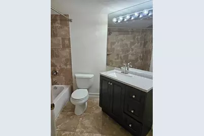 5583 Courtyard Drive #5583, Margate, FL 33063 - Photo 15