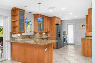 5141 NE 19th Ave, Fort Lauderdale, FL 33308 - Photo 9