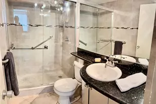 3233 NE 34th St, Fort Lauderdale, FL 33308 - Photo 15