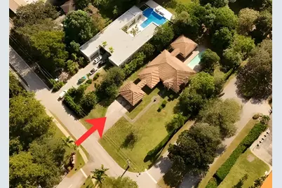 140 Royal Palm Court, Plantation, FL 33317 - Photo 29