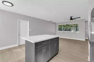 3240 Sheridan Ln, Hollywood, FL 33021 - Photo 15