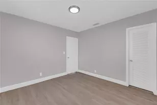 3240 Sheridan Ln, Hollywood, FL 33021 - Photo 21