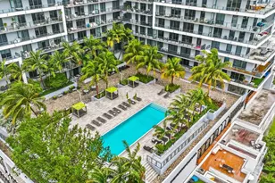 2960 NE 207th St, Miami, FL 33180 - Photo 45