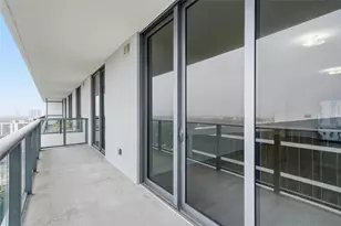 2960 NE 207th St, Miami, FL 33180 - Photo 51