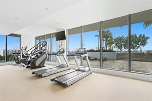 2960 NE 207th St, Miami, FL 33180 - Photo 35