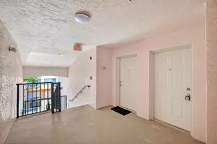 2119 SE 10th Ave, Fort Lauderdale, FL 33316 - Photo 3