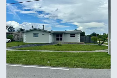 8361 NW 27th Place, Sunrise, FL 33322 - Photo 1