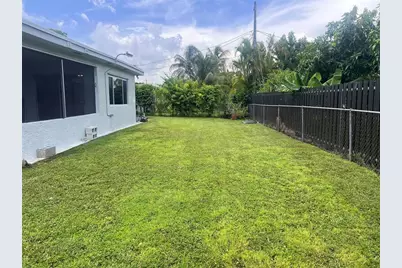 8361 NW 27th Place, Sunrise, FL 33322 - Photo 31