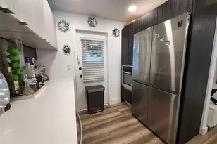 3090 N Course Dr, Pompano Beach, FL 33069 - Photo 9