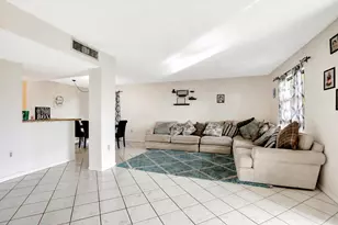 5570 NW 44th St, Lauderhill, FL 33319 - Photo 5