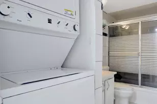 5570 NW 44th St, Tamarac, FL 33319 - Photo 17