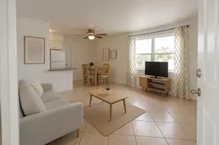 1960 NE 48th St, Pompano Beach, FL 33064 - Photo 1
