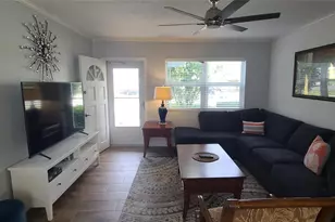 321 Mid Pines Rd, Palm Springs, FL 33461 - Photo 5