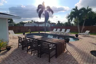 321 Mid Pines Rd, Palm Springs, FL 33461 - Photo 11