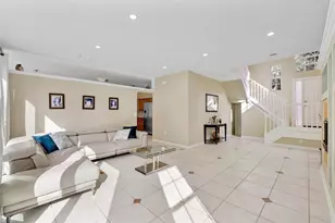 659 NW 88th Dr, Coral Springs, FL 33071 - Photo 3