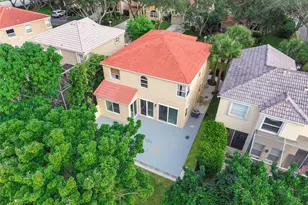 659 NW 88th Dr, Coral Springs, FL 33071 - Photo 33