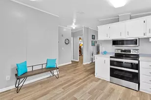 467 Marlin Cir, Barefoot Bay, FL 32976 - Photo 11