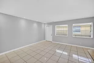 4051 NE 13th Ave, Oakland Park, FL 33334 - Photo 5