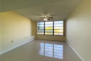 1701 Whitehall Dr, Davie, FL 33324 - Photo 7