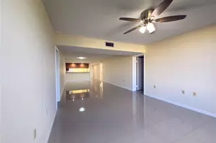 1701 Whitehall Dr, Davie, FL 33324 - Photo 5