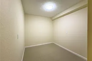 1701 Whitehall Dr, Davie, FL 33324 - Photo 17