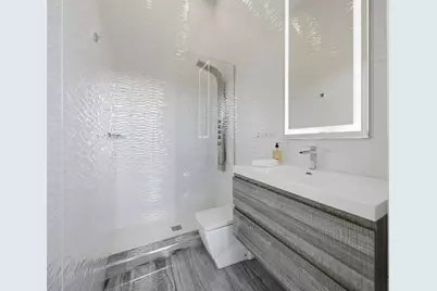 2213 NE 37th Drive, Fort Lauderdale, FL 33308 - Photo 17