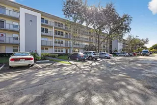 101 SW 132nd Way, Hollywood, FL 33027 - Photo 21