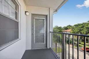 101 SW 132nd Way, Hollywood, FL 33027 - Photo 5