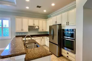 11877 NW 83rd Pl, Parkland, FL 33076 - Photo 5