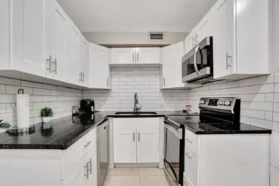 5332 NE 15th Avenue, Pompano Beach, FL 33064 - Photo 9