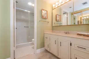 1200 St Charles Pl, Pembroke Pines, FL 33026 - Photo 21