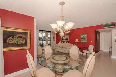 1200 Saint Charles Place #L-19, Hollywood, FL 33026 - Photo 3