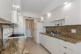 1200 St Charles Pl, Pembroke Pines, FL 33026 - Photo 13