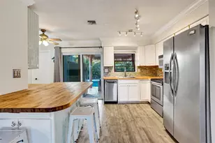 4221 NE 13th Ave, Oakland Park, FL 33334 - Photo 7