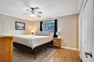 4221 NE 13th Ave, Oakland Park, FL 33334 - Photo 13