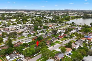 5711 SW 37 Ct, Davie, FL 33314 - Photo 23