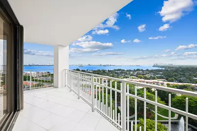 1000 Quayside Terrace #1606, Miami, FL 33138 - Photo 13