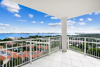 1000 Quayside Terrace #1606, Miami, FL 33138 - Photo 11