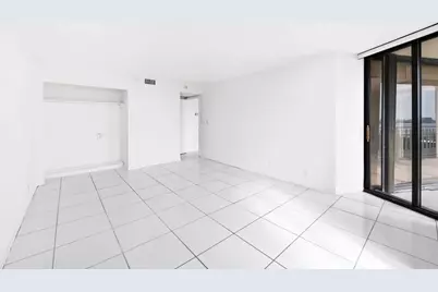 1000 Quayside Terrace #1606, Miami, FL 33138 - Photo 19